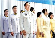 泰国新总理阿努廷承诺，内阁“不休假、不放假、非必要不请病假”