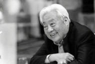 闫妮发文悼念朱龙广：永远严厉又风趣的佟老爹，两人曾在《武林外传》中饰演父女