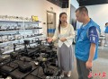 女生专攻无人机维修走红“飞友圈”，公司年收入超500万元
