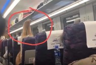 女子高铁上脱鞋将脚举起做操，遇见类似不文明行为，如何匿名反馈？