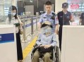 危急时刻，他们开启开辟“生命绿色通道”，获出入境旅客点赞