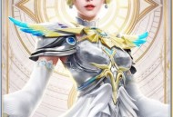 和平精英新出3套粉色等级衣服【女版圣斗士】太美了