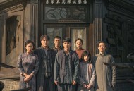 票房已破13亿元！《南京照相馆》导演申奥为什么又赢了