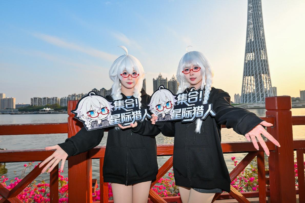 广州塔惊现&ldquo;宇宙飞船&rdquo;,《星际猎人》在2026星灯节整了个大活-第3张图片