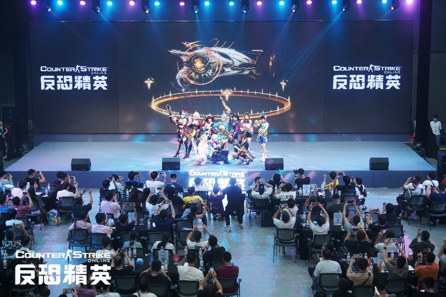 CSOL暑期传奇武器曝光,大灾变新地图决战道格拉斯-第3张图片