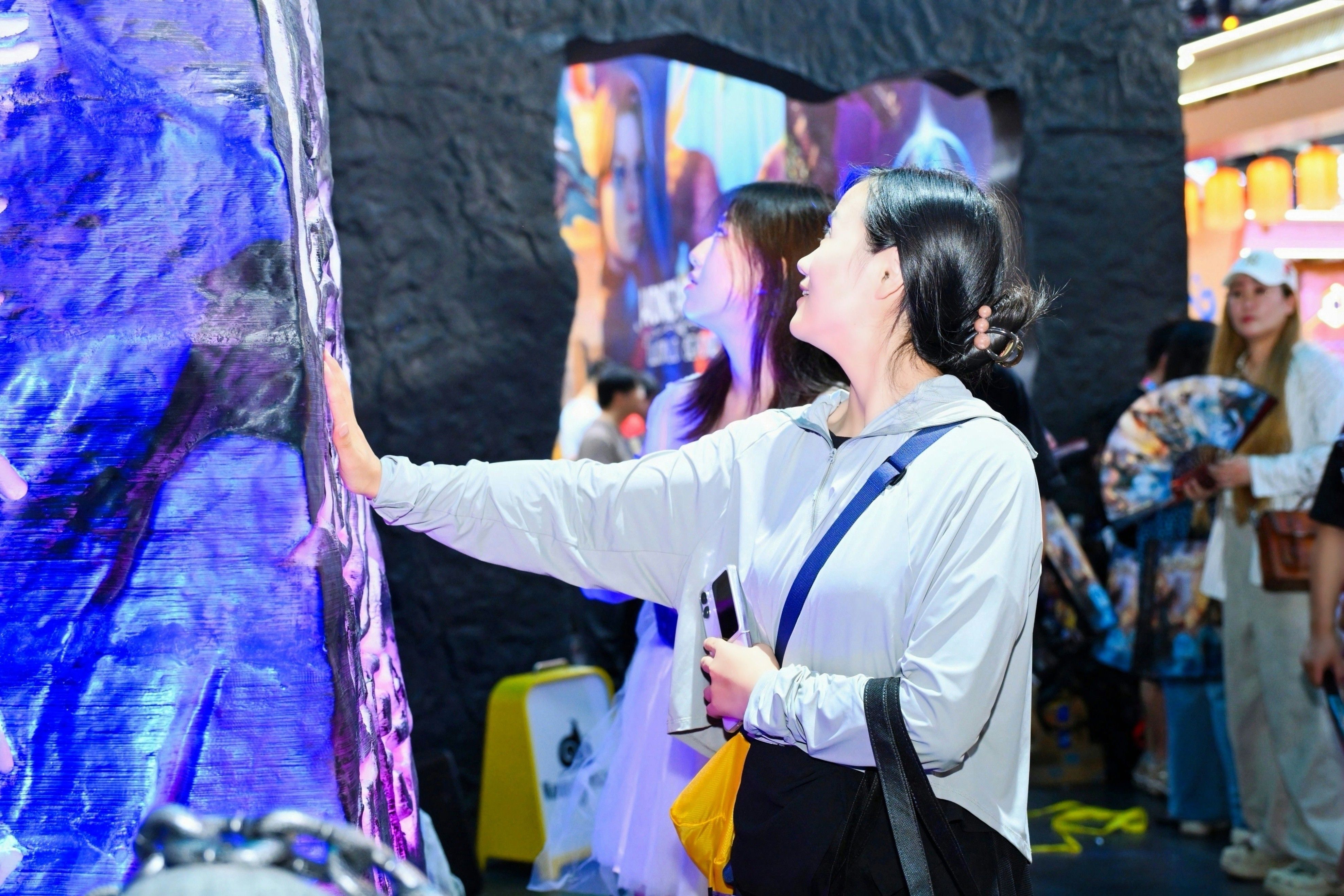 《九阴真经修仙》亮相2026ChinaJoy,沉浸式"测灵根"引爆首日人气-第5张图片 《九阴真经修仙》亮相2026ChinaJoy,沉浸式"测灵根"引爆首日人气-第5张图片